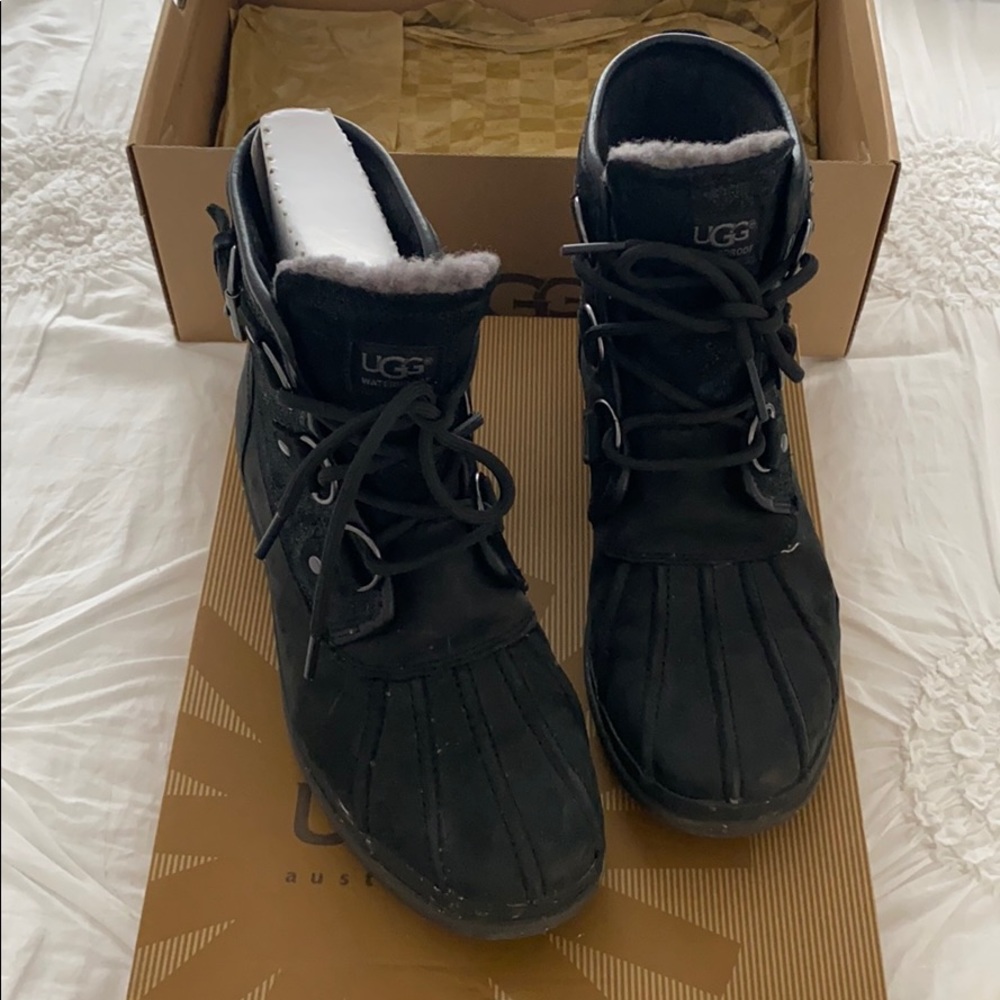 UGG Cecile booties